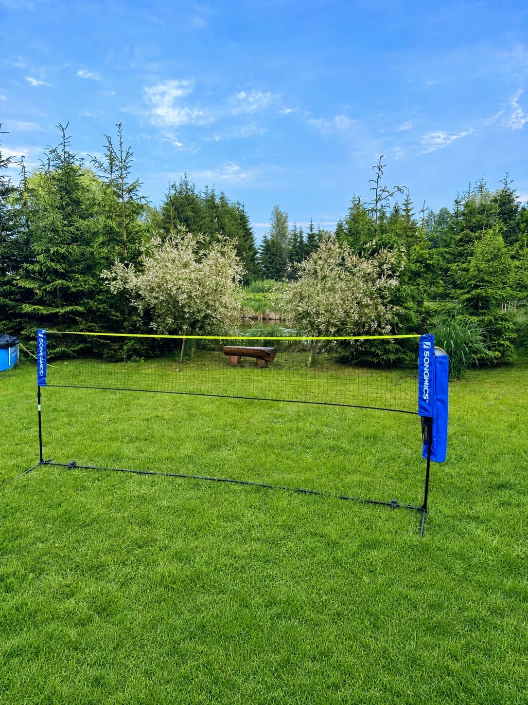 Badminton